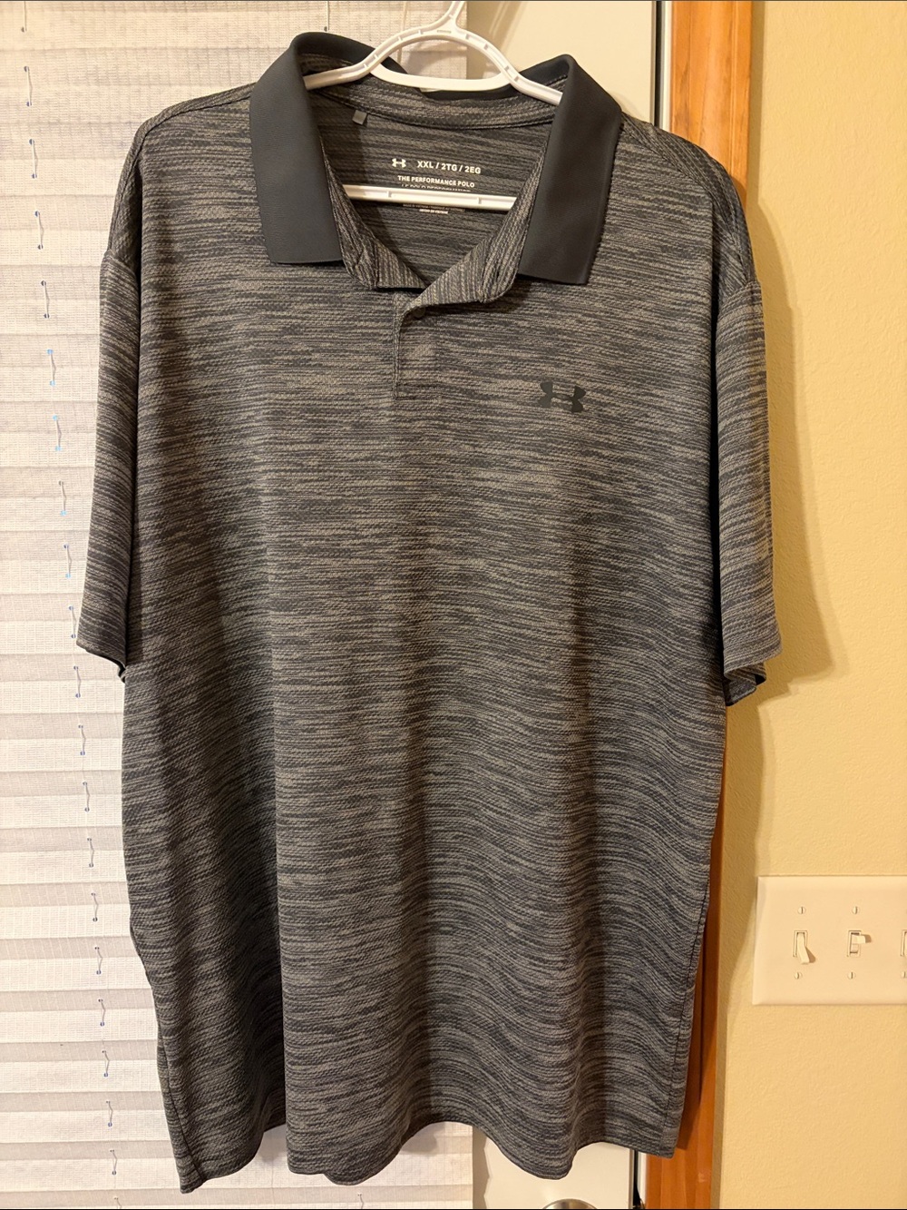 Under Armour Men’s Black and Gray Heather Polo